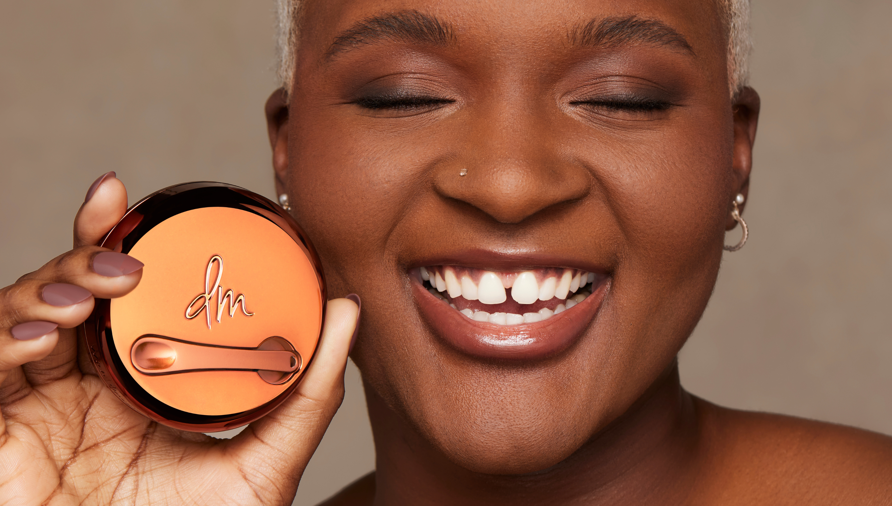 Yummy Skin Blurring Balm Powder